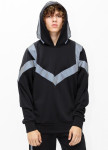 Худи с рефлективными вставками Изображение Худи с рефлективными вставками