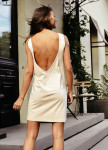 Изображение Платье бежевое короткое с открытой спиной Simplu
