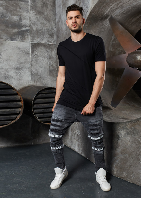 Футболка с косой вставкой длинная черная MFStore Изображение Футболка с косой вставкой длинная черная MFStore