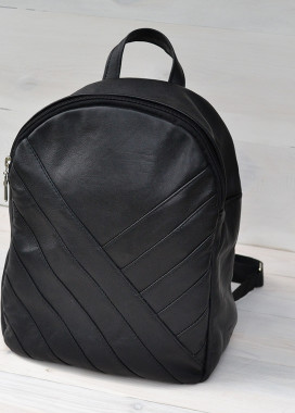 Рюкзак с декоративной строчкой черный Kogut Изображение Рюкзак с декоративной строчкой черный Kogut