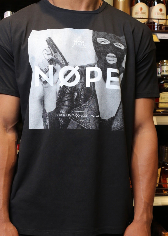 Футболка с принтом черная Balaclava Black Limit Изображение Футболка с принтом черная Balaclava Black Limit