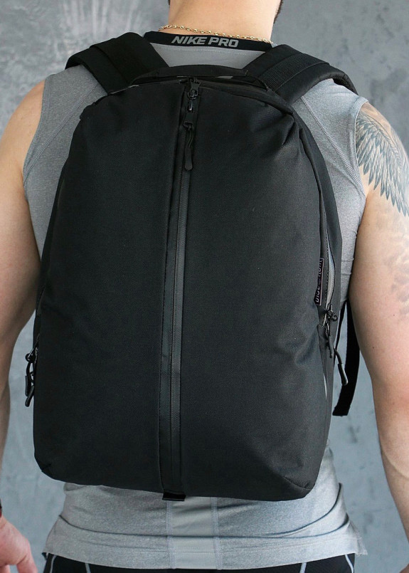 Рюкзак черный NOIR Discordia Изображение Рюкзак черный NOIR Discordia