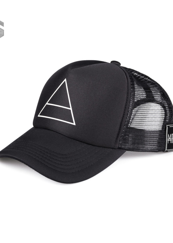 Кепка тракер с принтом черная Треугольник MFS Изображение Кепка тракер с принтом черная Треугольник MFS
