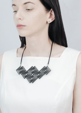 Подвеска ромбы черная Nebula7 Изображение Подвеска ромбы черная Nebula7