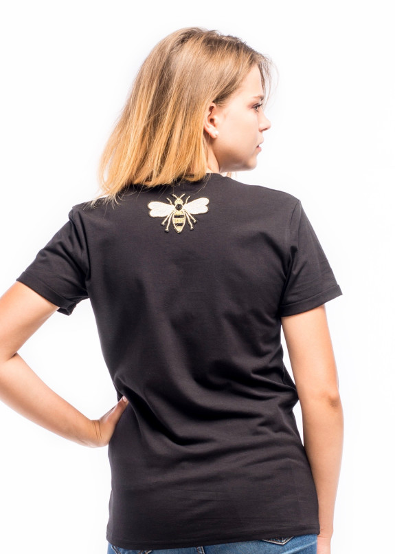 Футболка женская с нашивкой черная Wolff Изображение Футболка женская с нашивкой черная Wolff