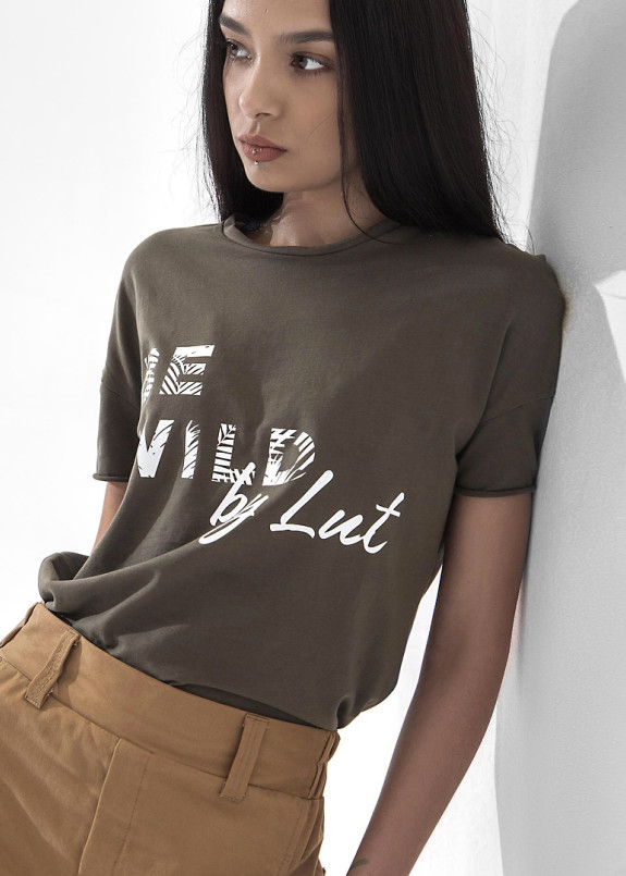 Футболка женская зеленая BE WILD Lut Изображение Футболка женская зеленая BE WILD Lut