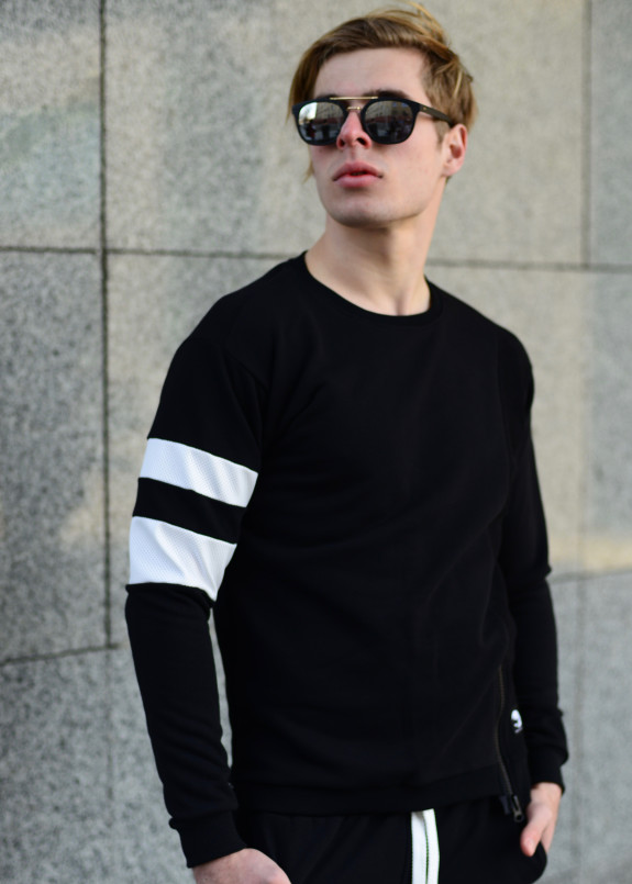 Свитшот мужской со вставками на рукаве черный Shi Изображение Свитшот мужской со вставками на рукаве черный Shi