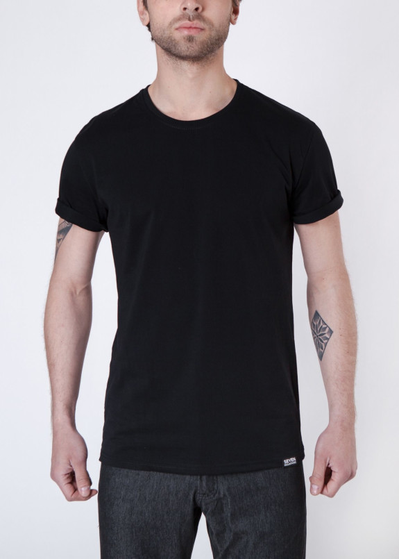 Футболка мужская черная Basic Seven Mountains Изображение Футболка мужская черная Basic Seven Mountains