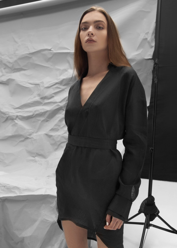 Платье-рубашка льняное черное ICON MANIA Изображение Платье-рубашка льняное черное ICON MANIA