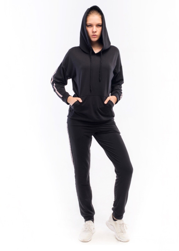 Костюм женский с лампасами черный Wolff Изображение Костюм женский с лампасами черный Wolff