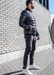Изображение Стеганая утепленная куртка с ремешком на манжете MFSTORE