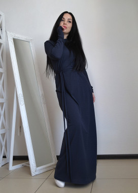 Трикотажное платье в пол трапецевидного кроя Maro Изображение Трикотажное платье в пол трапецевидного кроя Maro