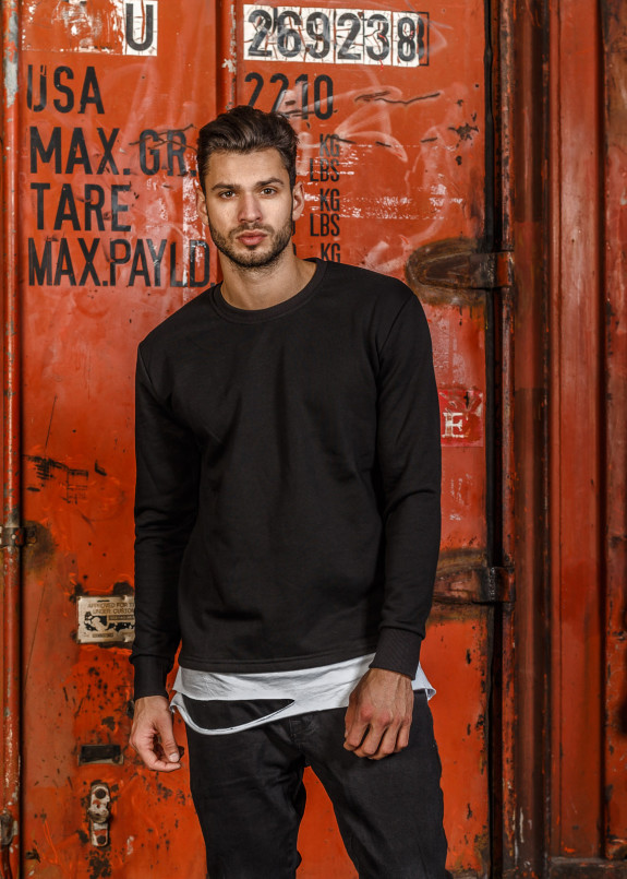 Кофта с белой вставкой снизу Mfstore Изображение Кофта с белой вставкой снизу Mfstore