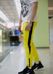 Изображение Спортивные штаны мужские жёлтые с лампасами Рокки Tur streetwear