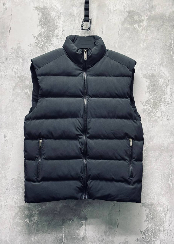 Стильна жилетка чорна з боковими карманами MFStore Изображение Стильна жилетка чорна з боковими карманами MFStore