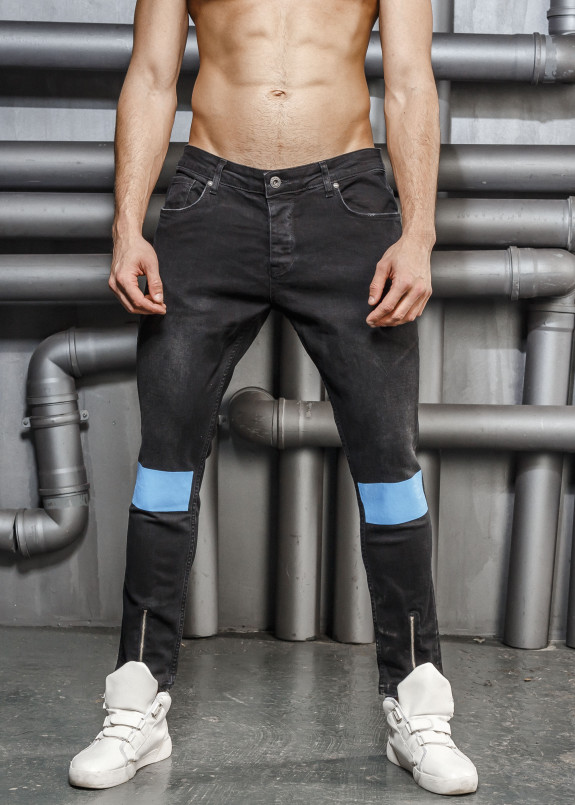 Джинсы с голубыми вставками на коленях Mfstore Изображение Джинсы с голубыми вставками на коленях Mfstore