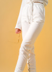 Изображение Женский костюм белый с завязками