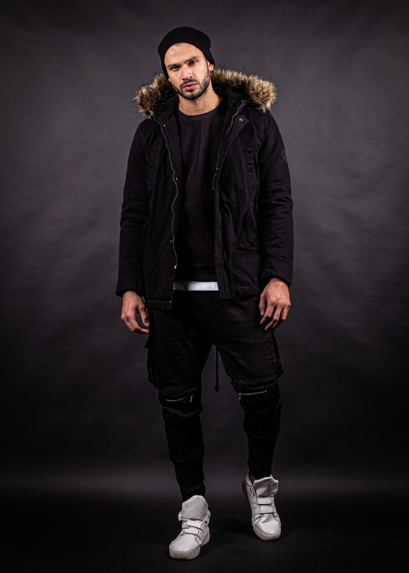 Парка мужская повседневная с мехом Изображение Парка мужская повседневная с мехом