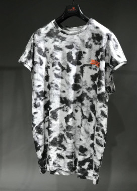 Футболка черно-белая с пятнистым эффектом MFStore Изображение Футболка черно-белая с пятнистым эффектом MFStore