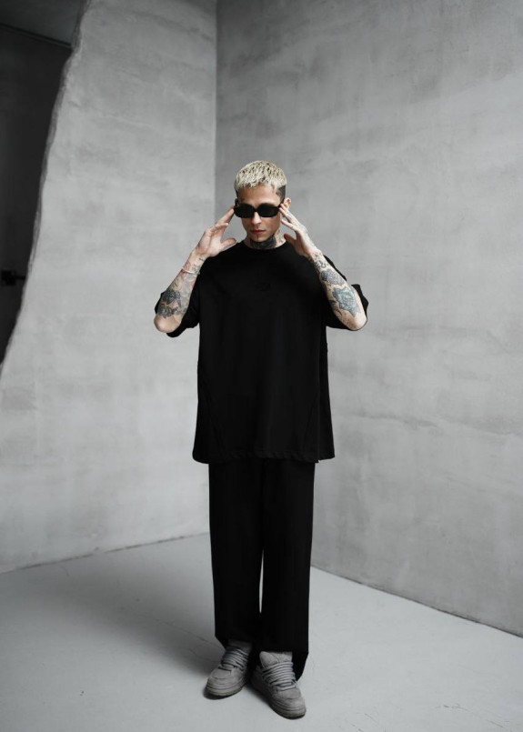 Футболка оверсайз базова чорна MFStore Изображение Футболка оверсайз базова чорна MFStore