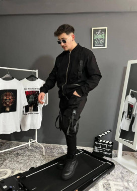 Изображение Бомбер чоловічий з накладними карманами чорний MFStore