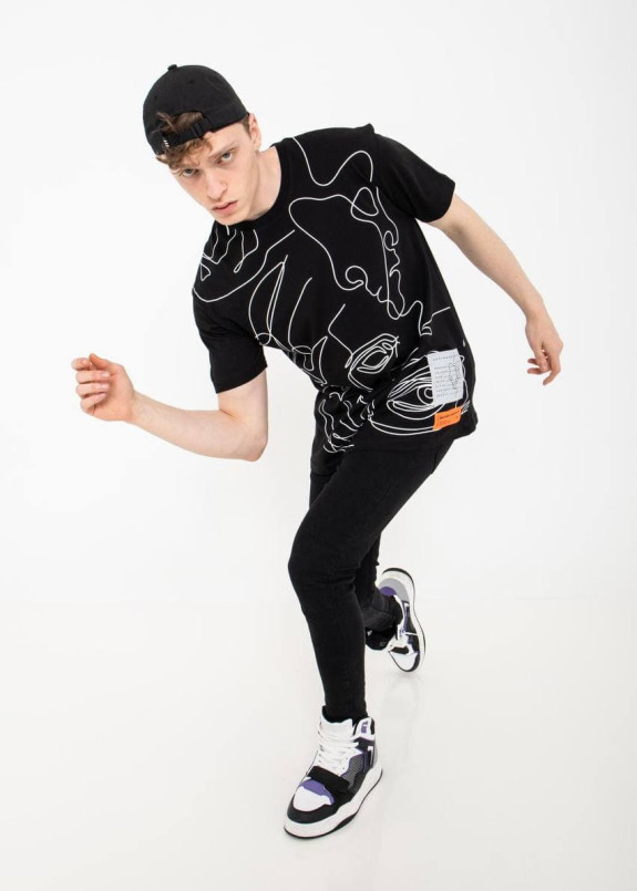 Футболка с абстрактным принтом черная Mfstore Изображение Футболка с абстрактным принтом черная Mfstore