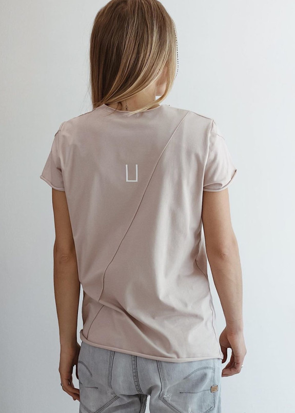 Женская бежевая базовая футболка Paola Изображение Женская бежевая базовая футболка Paola