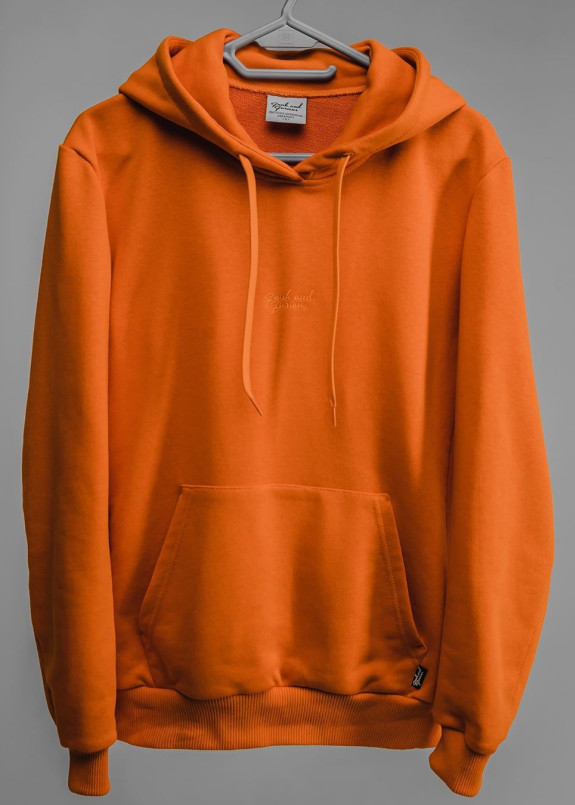 Оранжевое худи с классическим лого Изображение Оранжевое худи с классическим лого