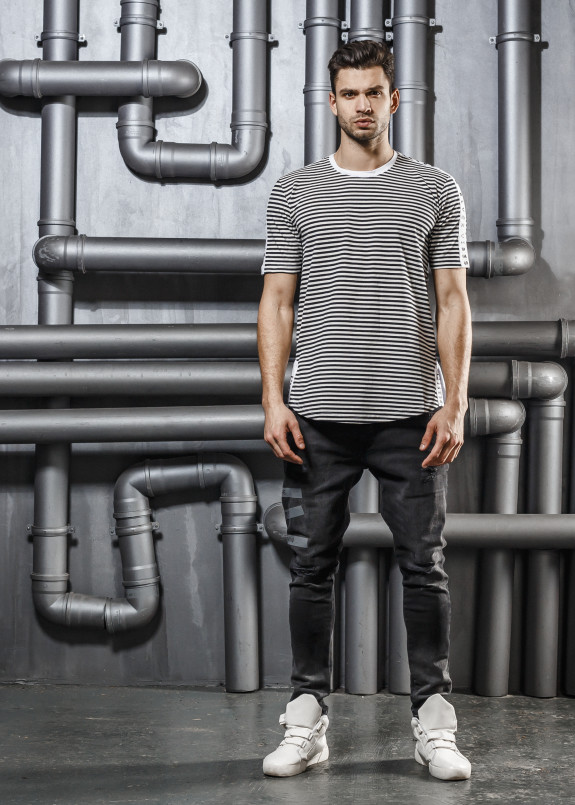 Футболка серая полосатая Mfstore Изображение Футболка серая полосатая Mfstore