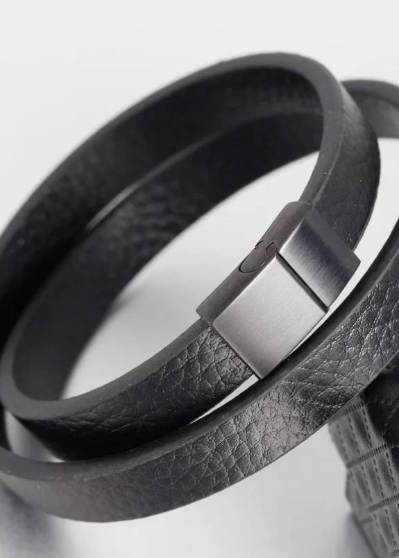 Модний чорний шкіряний браслет із магнітною застібкою MFStore Изображение Модний чорний шкіряний браслет із магнітною застібкою MFStore