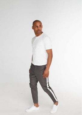 Брюки мужские с лампасами серые Изображение Брюки мужские с лампасами серые