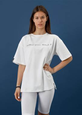 Изображение Базова футболка оверсайз біла з принтом FOLLOW YOUR HEART