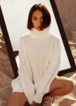 Свитер женский OVERSIZE - белый Изображение Свитер женский OVERSIZE - белый