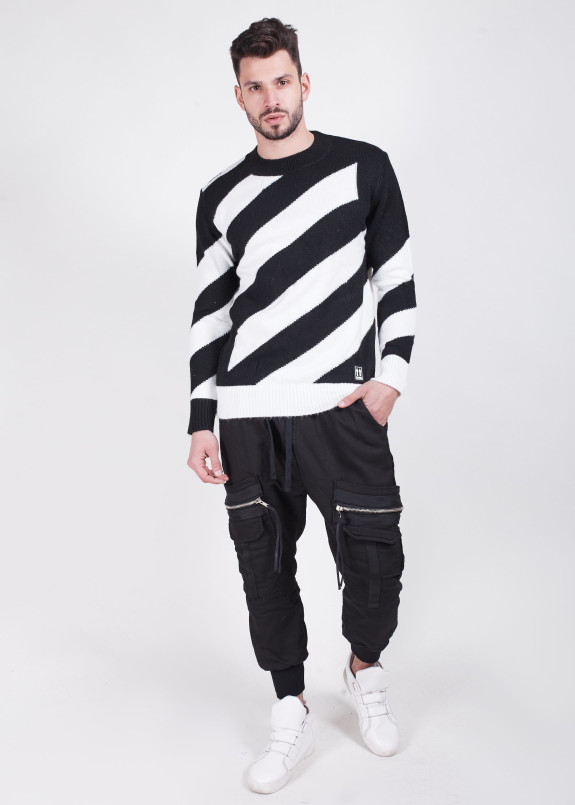 Свитер черно-белый в полоску MFStore Изображение Свитер черно-белый в полоску MFStore