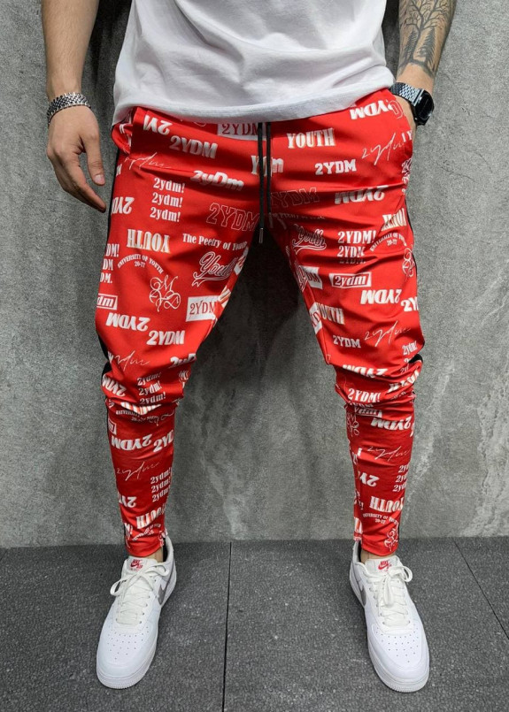 Брюки спортивные красного цвета с текстом MFStore Изображение Брюки спортивные красного цвета с текстом MFStore
