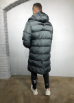 Удлиненный серый мужской пуховик Mfstore Изображение Удлиненный серый мужской пуховик Mfstore