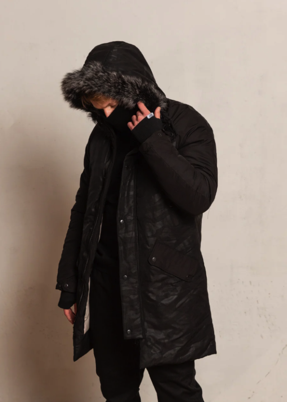 Зимняя мужская парка камо Беленус Изображение Зимняя мужская парка камо Беленус