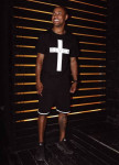 Изображение Футболка мужская с принтом Крест черная