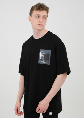 Футболка с жен портретом на спине MFStore Изображение Футболка с жен портретом на спине MFStore