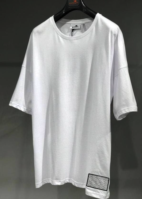 Футболка белая с арт обьектом на спине MFStore Изображение Футболка белая с арт обьектом на спине MFStore