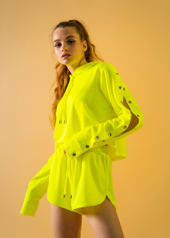 Костюм женский желтый повседневный Изображение Костюм женский желтый повседневный