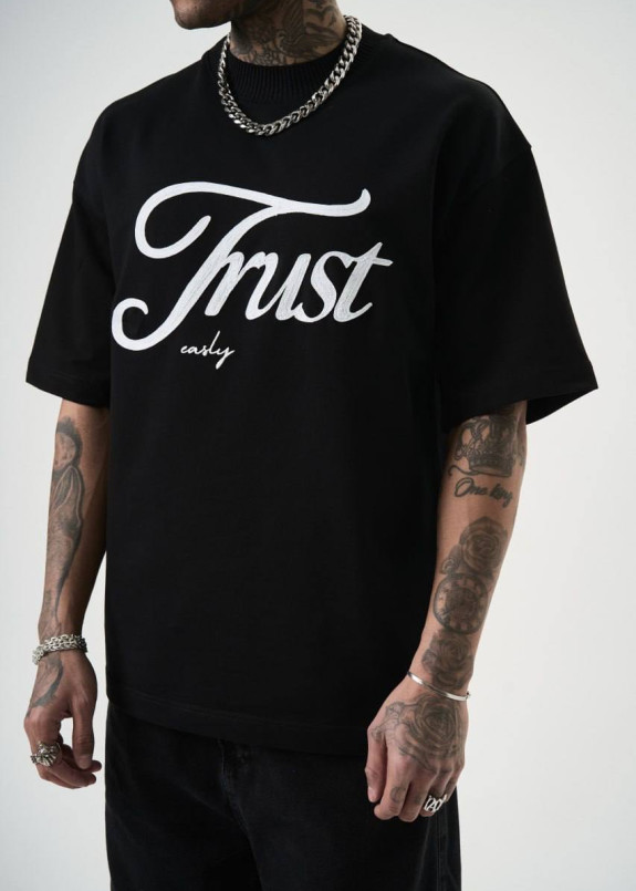 Футболка оверсайз з вишивкою на грудях trust чорна MFStore Изображение Футболка оверсайз з вишивкою на грудях trust чорна MFStore