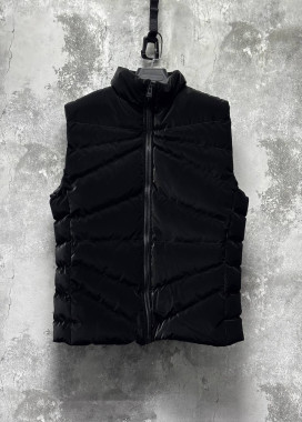 Жилетка чорна базова MFStore Изображение Жилетка чорна базова MFStore