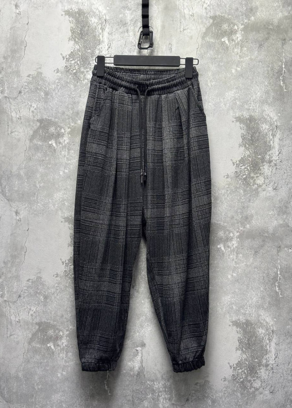 Стильні штани вільного крою в чорно-сіру смужку MFStore Изображение Стильні штани вільного крою в чорно-сіру смужку MFStore