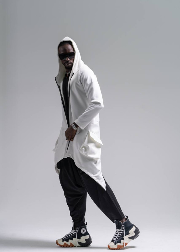 Кардиган дизайнерський з накладними карманами білий MFStore Изображение Кардиган дизайнерський з накладними карманами білий MFStore