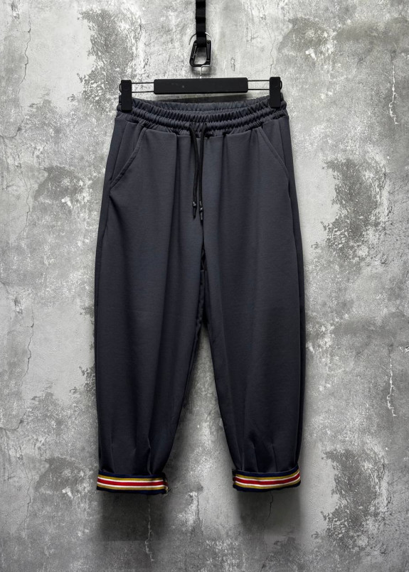 Штани вільного крою з кольоровою манжетою сірі MFStore Изображение Штани вільного крою з кольоровою манжетою сірі MFStore