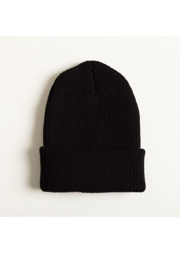 Шапка мужская базовая черная Изображение Шапка мужская базовая черная