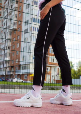 Изображение Спортивные женские штаны черный Cage Tur streetwear
