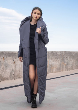 Женский фиолетовый пуховик с капюшоном в пол Изображение Женский фиолетовый пуховик с капюшоном в пол