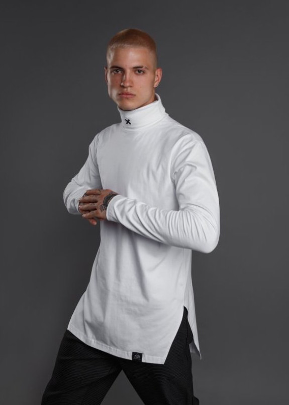 Гольф мужской с вышивкой Х белый Изображение Гольф мужской с вышивкой Х белый